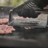 6785 pressa per hamburger weber liveoakbbq (4) 6785 pressa per hamburger weber liveoakbbq (4)