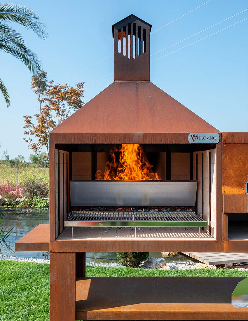 Combinato VCKTF980C amb 3 Combinato Corten Vulcano Fire con forno pizza e piano di lavoro laterale